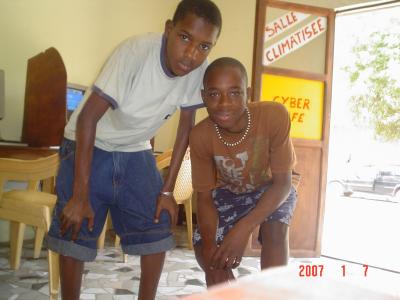 2 amie